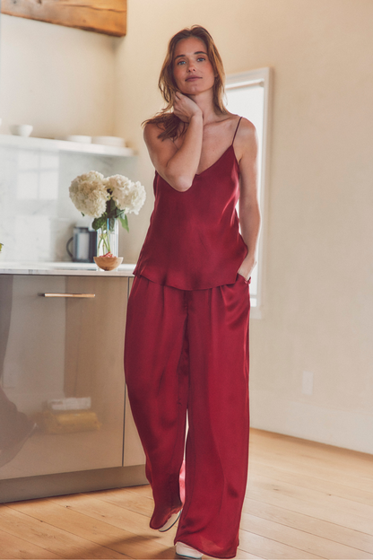 Lulu Wide-Leg Pant